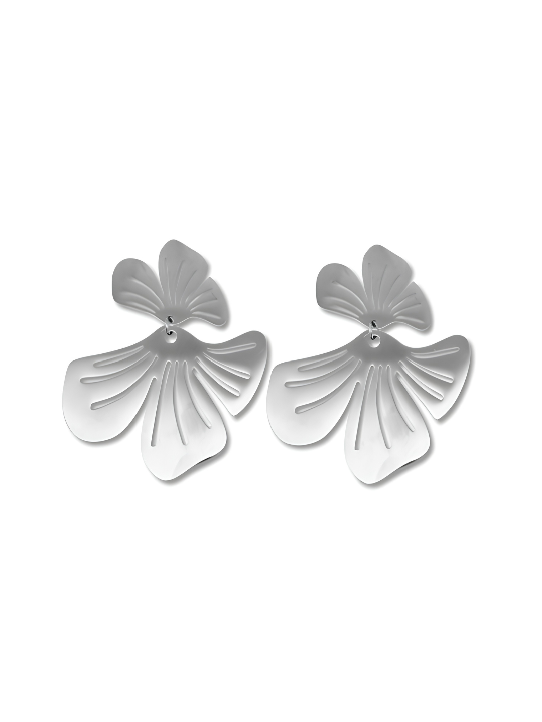Leaf oorbellen zilver
