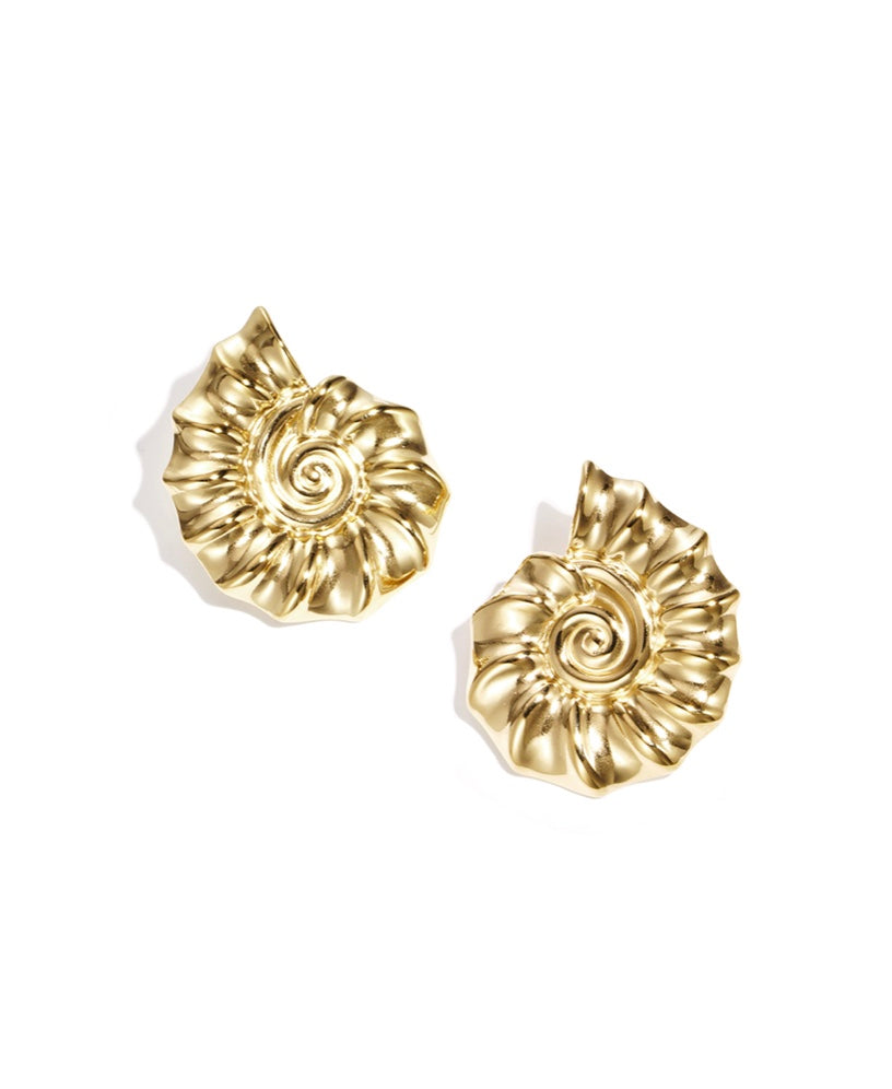 Gouden schelp oorbellen