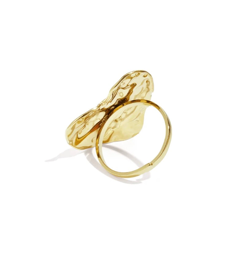 Golden structured hearts ring