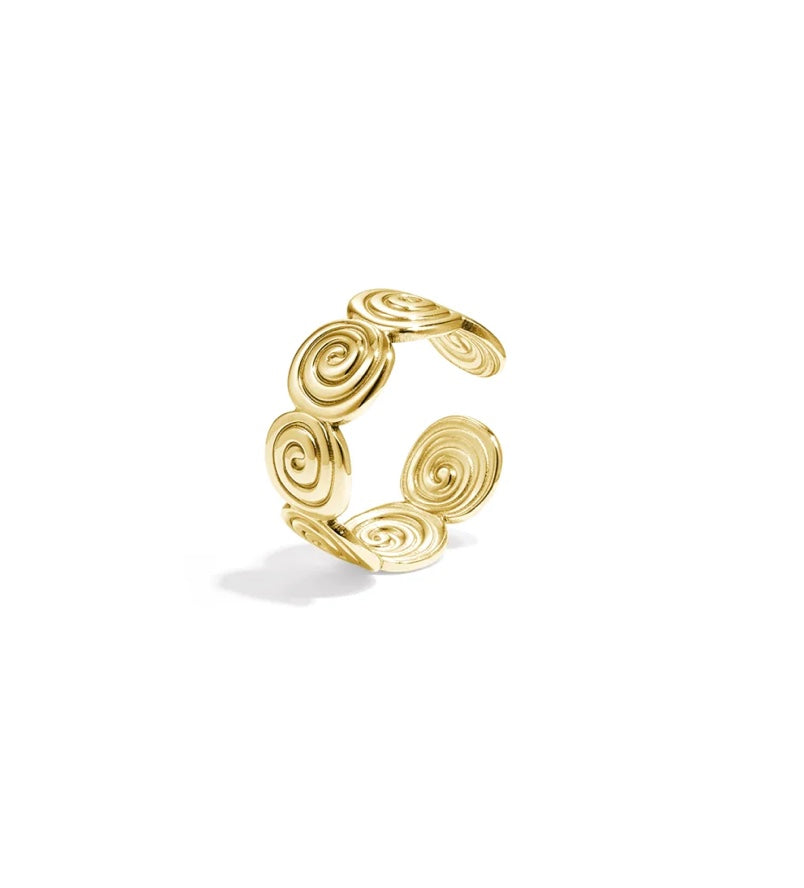 Golden twisty ring