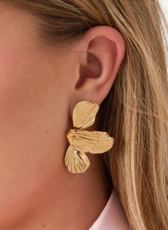Leafs oorbellen goud
